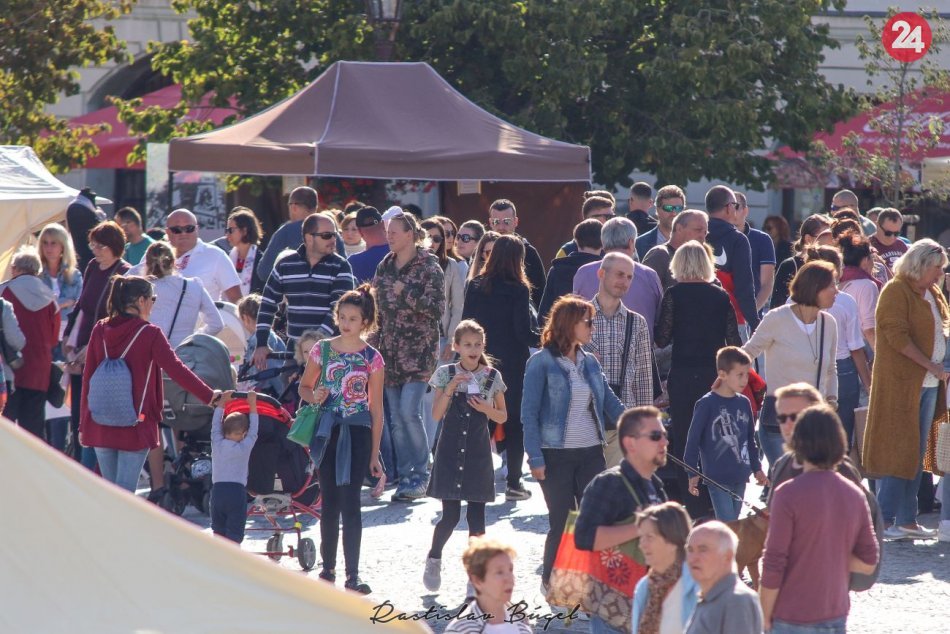 Ilustračný obrázok k článku Námestie opäť zaplnia stánky: Blíži sa jesenný Nitránsky rínek, PROGRAM