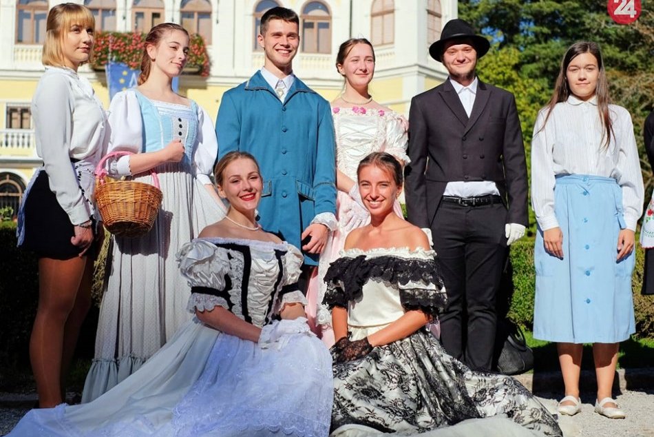 Ilustračný obrázok k článku Študenti gymnázia sa predviedli: Pripravili krásny muzikál, FOTO a VIDEO