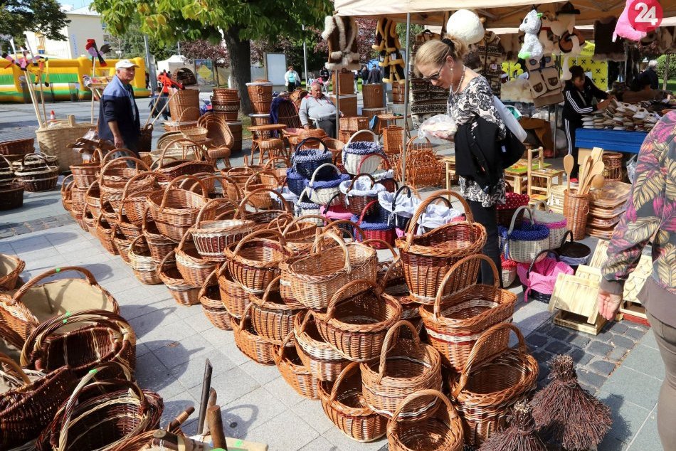 Ilustračný obrázok k článku Dvojdňový JARMOK na skok od Nitry: Chýbať nebudú stánky, remeselníci a PROGRAM