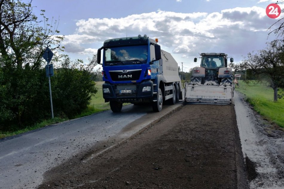 Ilustračný obrázok k článku Poslanci BBSK schválili rozpočet na rok 2020: Vyše 28 miliónov eur na cesty a cyklotrasy