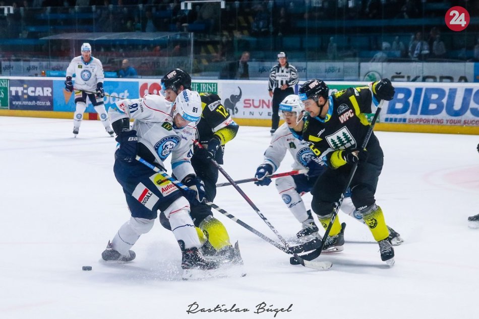 Ilustračný obrázok k článku Hokejisti Nitry doma nebodovali: Detva s prvým tohtosezónnym víťazstvom, FOTO