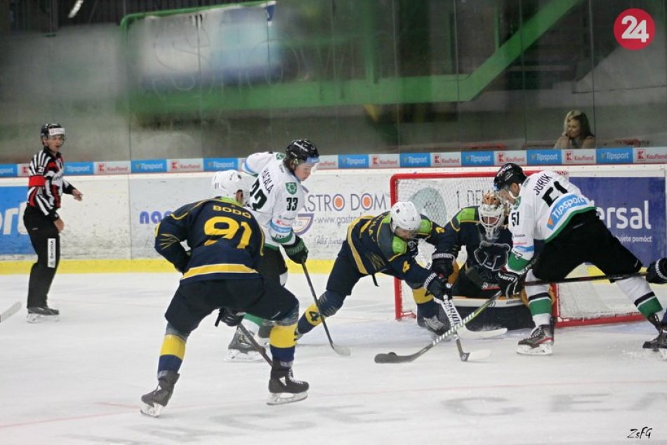 Ilustračný obrázok k článku Nové Zámky s prvou domácou výhrou: Po Bystrici zdolali aj Budapešť, FOTO