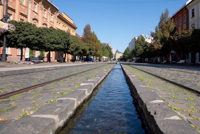 Ilustračný obrázok k článku Potôčik na Hlavnej ulici je kvôli počasiu odstavený