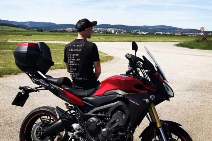 Ilustračný obrázok k článku Iný pohľad na futbalistu Tatrana Ivanka Maceja: V súkromí má záľubu v motorkách