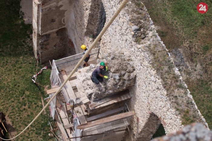 Ilustračný obrázok k článku Dva týždne ZÁŽITKOV mimo civilizácie: Dobrovoľníci budú cez leto opäť zachraňovať Katarínku