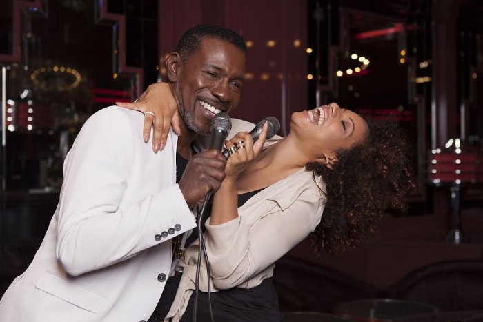 Ilustračný obrázok k článku Natascha Wright a Alfred McCrary zopakujú úspešné vianočné koncerty: V rámci turné sa zastavia v siedmich slovenských mestách