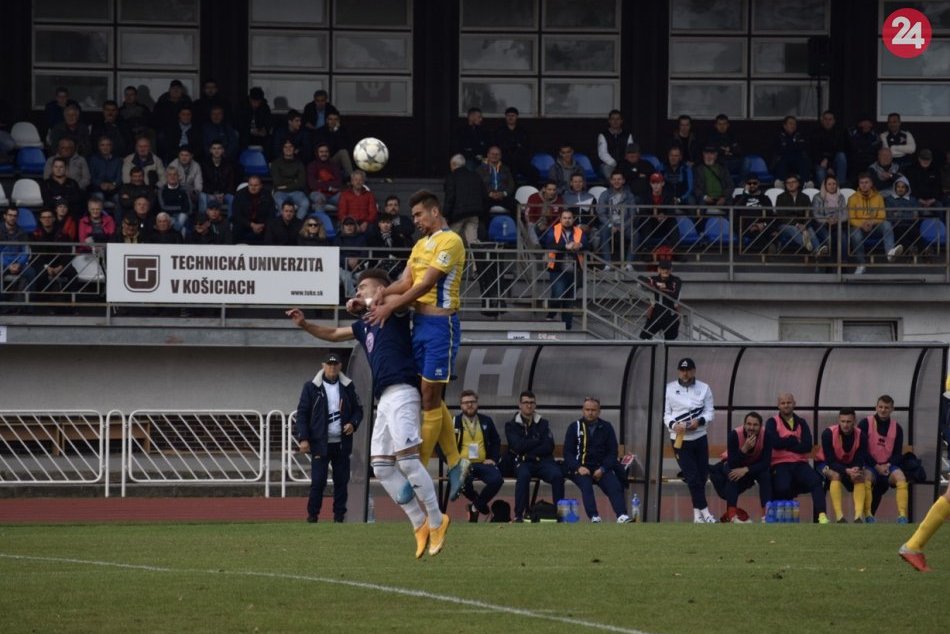 Ilustračný obrázok k článku Košická Slávia vypadla z boja o Slovnaft Cup, FOTO