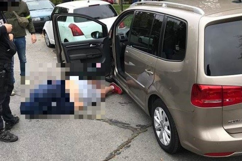 Ilustračný obrázok k článku Streľba v Bratislave: Policajt sa snažil zastaviť unikajúce auto