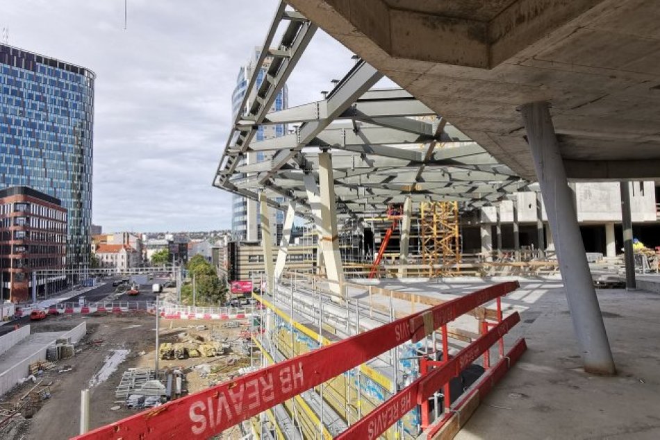 Ilustračný obrázok k článku Koronavírus zamával aj s projektom novej autobusovej stanice. Na jeseň ju neotvoria