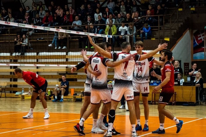 Ilustračný obrázok k článku Prvá výhra volejbalistov: Hráčom duelu bol 18-ročný debutant v drese Prešova