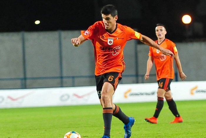 Ilustračný obrázok k článku Kristi Qose je nominovaný do albánskej reprezentácie