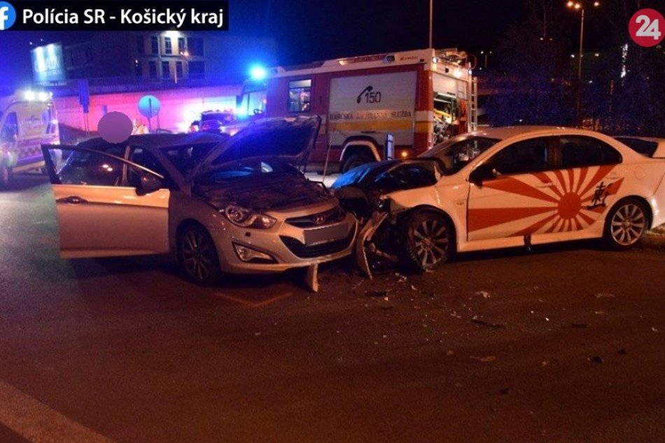 Ilustračný obrázok k článku FOTO: Čelná zrážka, účastníkom aj vodič (29) z okresu Michalovce