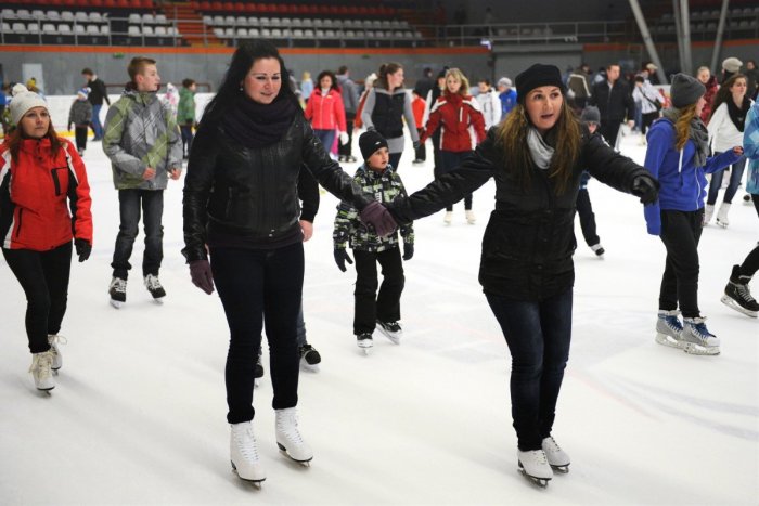 Ilustračný obrázok k článku Zimný štadión otvorili aj pre verejnosť: Kedy a za koľko si zakorčuľujeme?