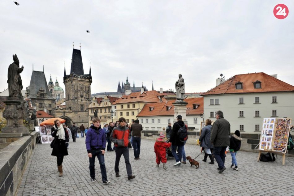 Ilustračný obrázok k článku V susednom Česku sa zvýšil počet nakazených: Krajina sprísňuje opatrenia