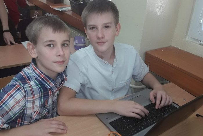 Ilustračný obrázok k článku Sú si oporou: Bratia Riško a Vilko strácajú zrak, ale nevzdávajú sa