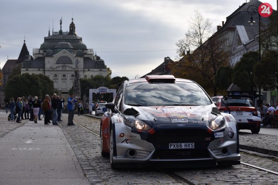 Ilustračný obrázok k článku Automobilové preteky na našich cestách! S adrenalínom a covid opatreniami