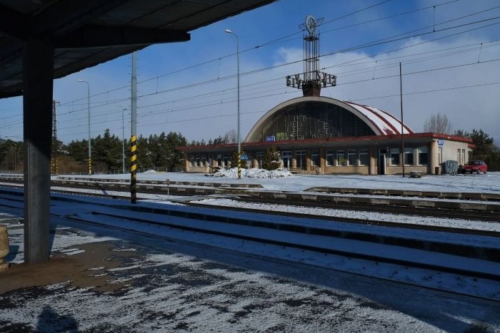 Ilustračný obrázok k článku Železničný signalista (49) vo Svite má problém: Po troch hodinách v robote mu dali fúkať