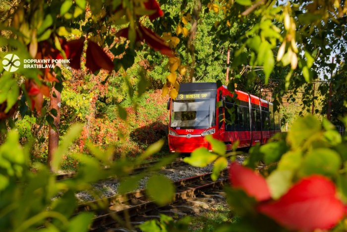 Ilustračný obrázok k článku Električkovú trať v Rači budú modernizovať zrejme až budúci rok