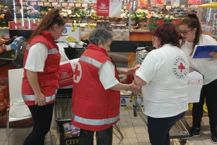 Ilustračný obrázok k článku Šaľania ukázali veľké srdce: Viac ako 400 darcov venovalo potraviny ľuďom v núdzi