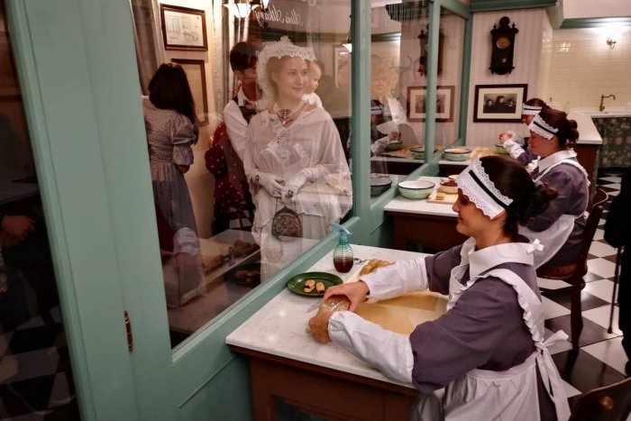 Ilustračný obrázok k článku Kremnica má dobovú výrobňu cukroviniek: Ocitnete sa v dvadsiatych rokoch, FOTO, VIDEO