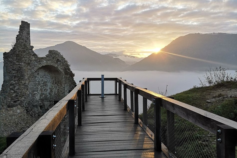 Ilustračný obrázok k článku RANNÁ ŠTVORKA: Nedeľa prinesie malú oblačnosť a teploty do 21 stupňov