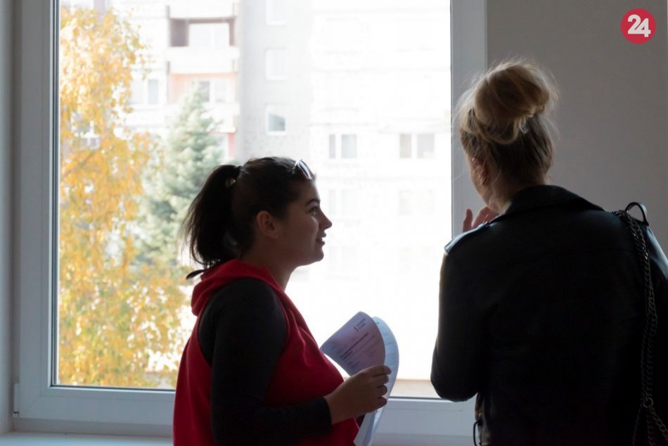 Ilustračný obrázok k článku Môžu sa sťahovať: Mesto odovzdalo do užívania 35 nájomných bytov, FOTO