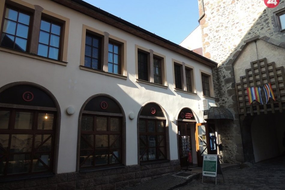 Ilustračný obrázok k článku Kremnica a turisti? Najnovšie čísla hovoria o zmene