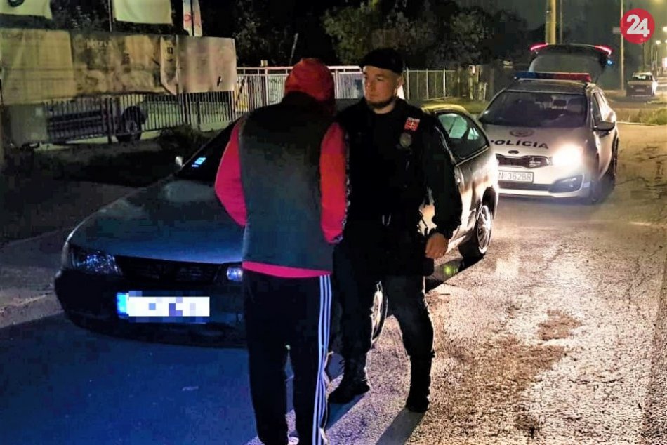 Ilustračný obrázok k článku Závan marihuany pri cestnej kontrole: Tomáš (20) z okresu Trenčín má problém, FOTO