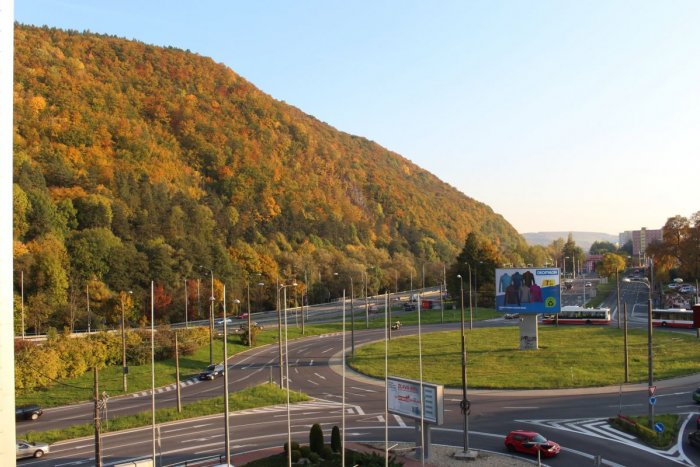 Ilustračný obrázok k článku Dušičkový predĺžený víkend v Bystrici: V ponuke halloweenska párty aj lampiónový sprievod