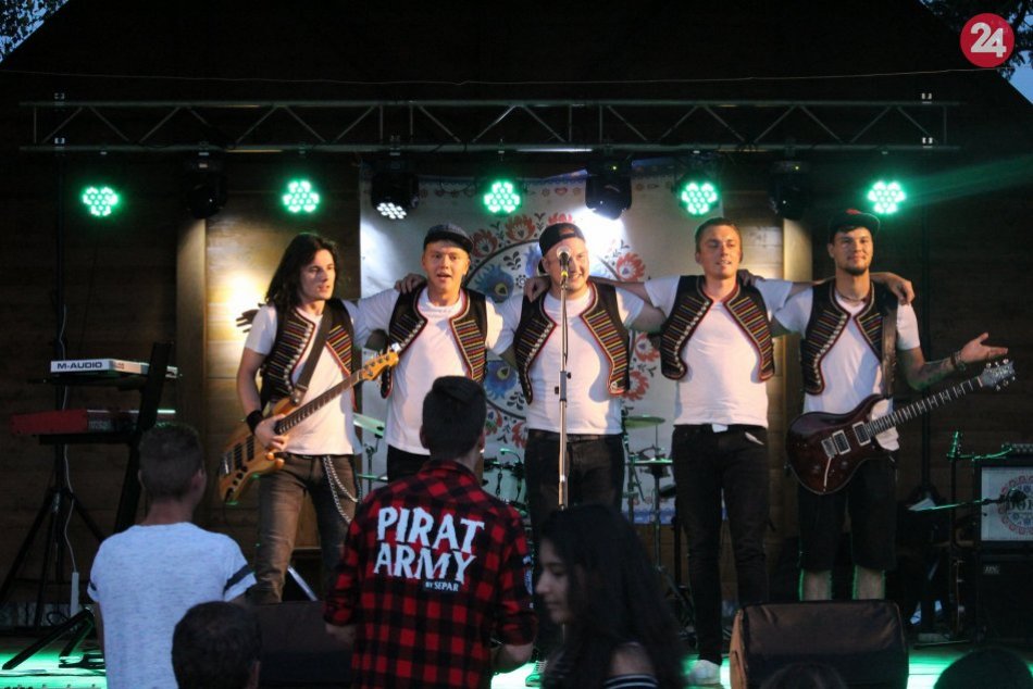 Ilustračný obrázok k článku Rockeri z Nitry objavili čaro folklóru: Na albume im hosťoval aj Kuko, ROZHOVOR