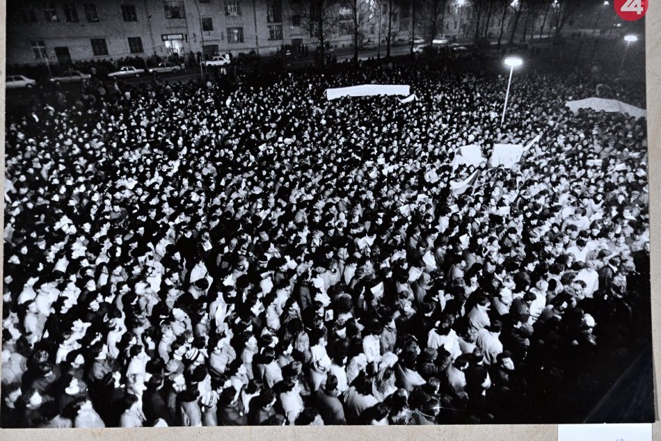 Ilustračný obrázok k článku November 1989: Ako sme si „vyštrngali“ slobodu v Košiciach