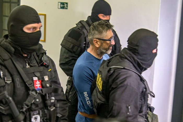 Ilustračný obrázok k článku Údajný bos takáčovcov Ľubomír K. alias Kudla ide do väzby