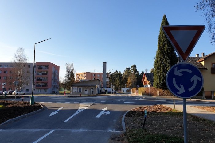 Ilustračný obrázok k článku Nová okružná križovatka v Hrádku: Je nadčasová, tvrdí primátor Tréger