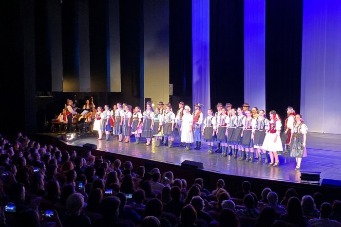 Ilustračný obrázok k článku Folklórny súbor Dúbrava oslávil 40. výročie: Slávnostný program mali v Prešove