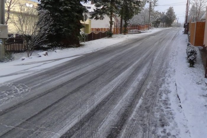 Ilustračný obrázok k článku Vyčlenených na ňu majú 20 000 eur: Technické služby v Humennom sú na zimnú údržbu pripravené