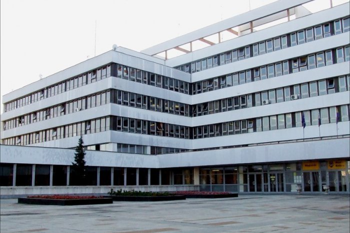 Ilustračný obrázok k článku Až 13 ľudí chce šéfovať Dopravnému podniku a traja chcú veliť Mestskej polícii