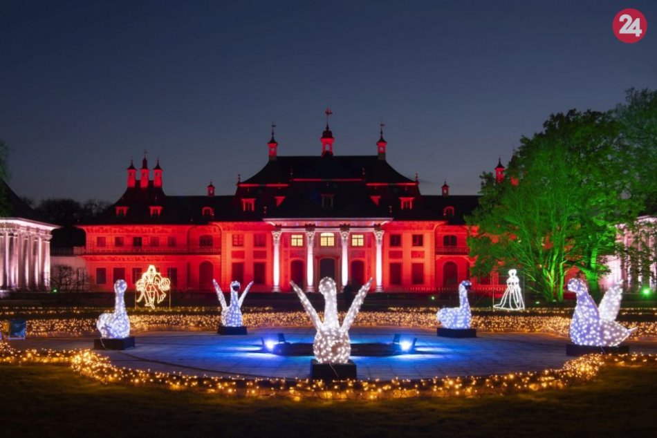 Ilustračný obrázok k článku KURIOZITA DŇA: Otvorili vianočnú záhradu, výzdobu tvorí viac ako milión svetiel