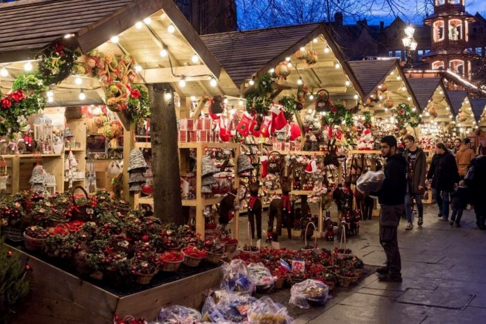 Ilustračný obrázok k článku Kam v Bratislave zadarmo: Odštartujú adventné trhy s obrovskou novinkou