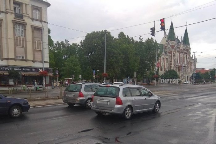 Ilustračný obrázok k článku Bič na vodičov: V Budapešti chcú zaviesť daň zo zápchy a obmedziť dieselové autá