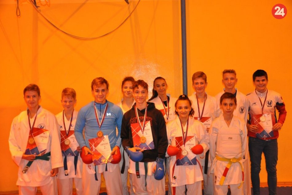 Ilustračný obrázok k článku Opäť parádny úspech: 10 medailí si priniesli z ďalšej súťaže karatisti zo Spišskej
