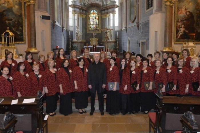 Ilustračný obrázok k článku Užite si parádny koncert: Šalianski umelci prinesú adventnú pohodu