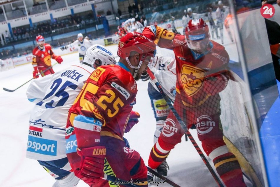 Ilustračný obrázok k článku Dukla vystužila zadné rady: Prichádza skúsený slovenský obranca