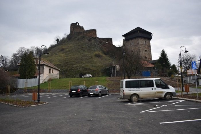 Ilustračný obrázok k článku Podhradie sa zmenilo na nepoznanie. Práce budú pokračovať na jar, FOTO