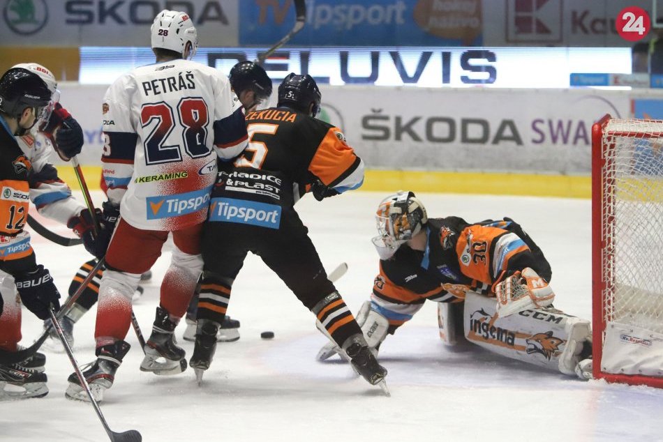 Ilustračný obrázok k článku Liptovský Mikuláš sa odpútal od dna tabuľky: Zvolen s piatym víťazstvom v rade