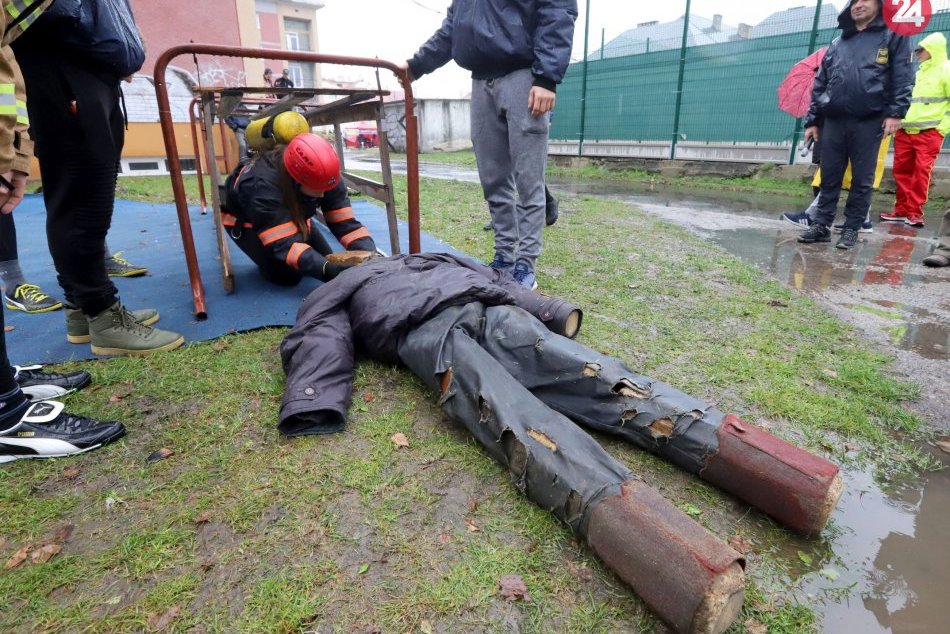 Ilustračný obrázok k článku Veľké meranie síl pozná víťazov: Titul Železný hasič vybojoval študent zvolenskej školy