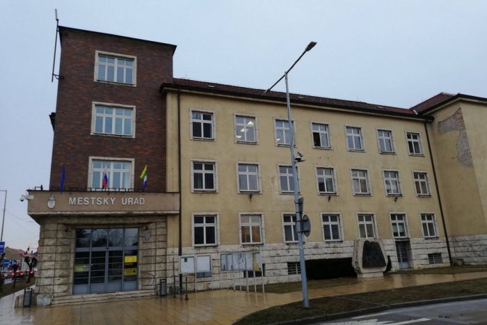 Ilustračný obrázok k článku Mestský úrad v Spišskej Novej Vsi mení úradné hodiny: Takto to bude po novom