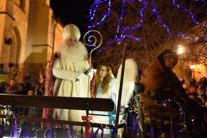 Ilustračný obrázok k článku RANNÁ ŠTVORKA: Na Mikuláša bude slnečno, teploty vystúpia do 6 stupňov