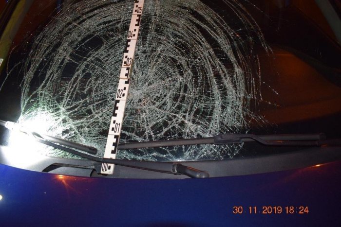 Ilustračný obrázok k článku V Lučenci zrazila vodička 12-ročné dievča, FOTO