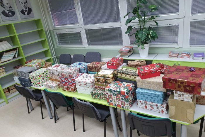 Ilustračný obrázok k článku Šaľania prispeli na dobrú vec: S láskou naplnili krabice od topánok, FOTO