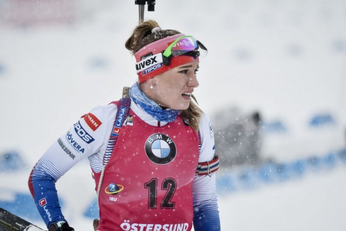 Ilustračný obrázok k článku Fialková si zranila koleno a nezabojuje vo vytrvalostných pretekoch. Odlieta domov